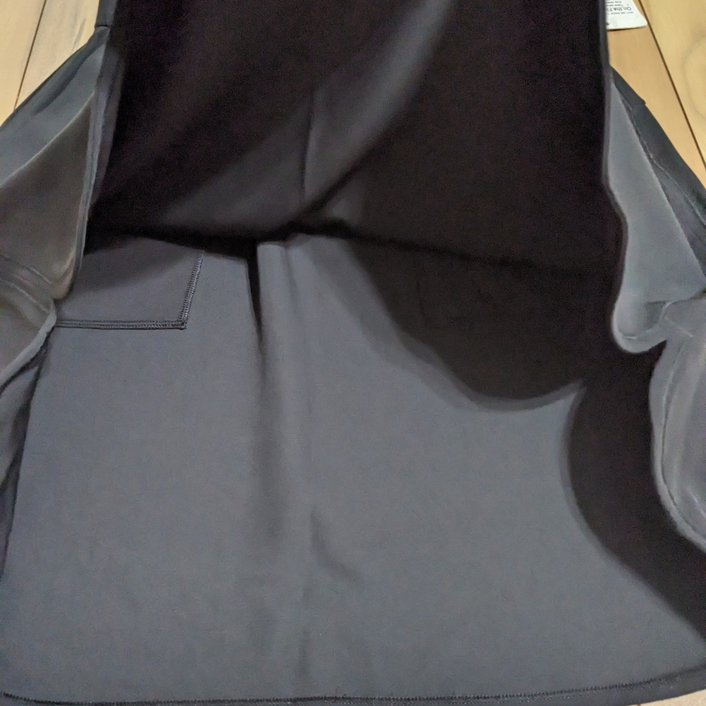 NWT! Lululemon On The Fly Skirt In Black Size 8 - Picture 11 of 15